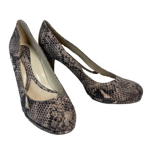 Naturalizer N5 Comfort Heels Pumps Shoes size 9W Gray Beige Faux Snake Skin